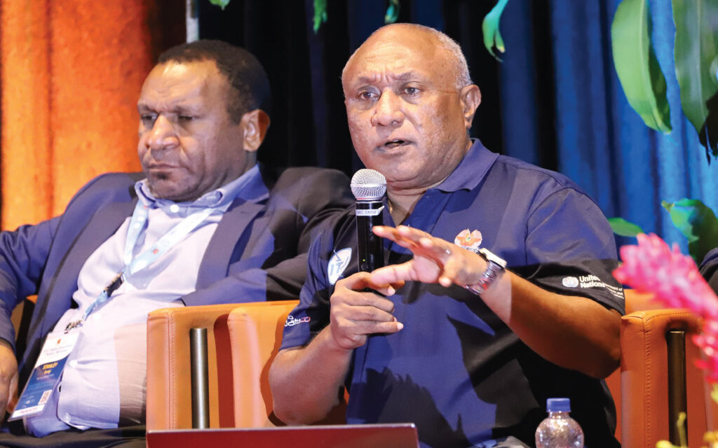 A staff of PNG Dept of ICT speaking during PNG Innovation Summit: Photo Credit: PNG Dept of ICT