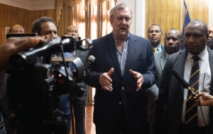 Barrick Gold CEO Mark Bristow with Papua New Guine Prime Minister James Marape. Photo: Barrick Gold