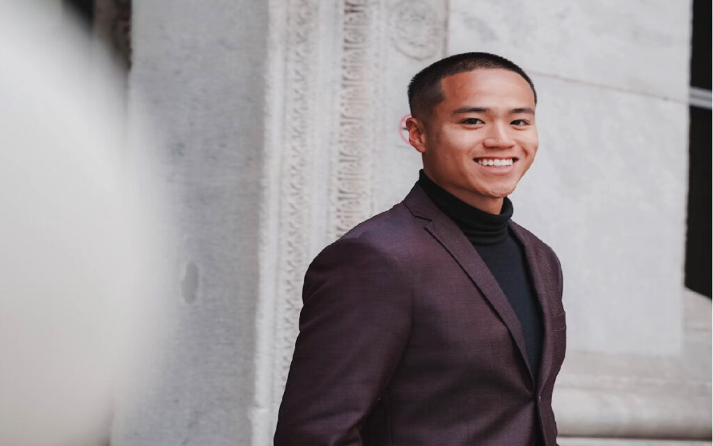 Why Traditional Leadership is Losing to the Age of Influence (And What Smart Leaders Must Do to Stay Relevant in 2025)